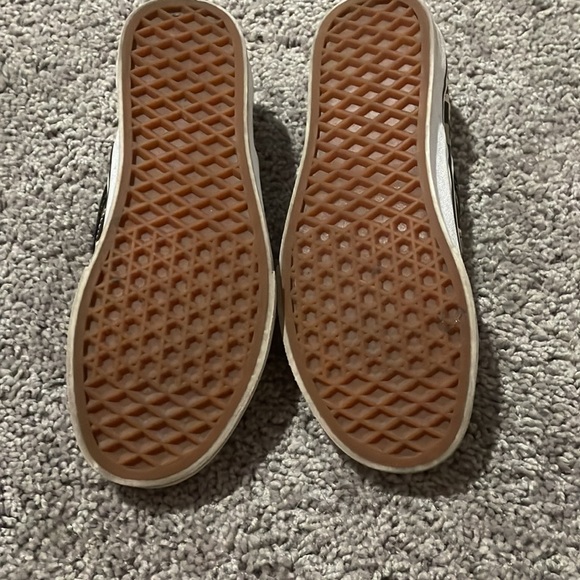 Vans - Picture 3 of 3
